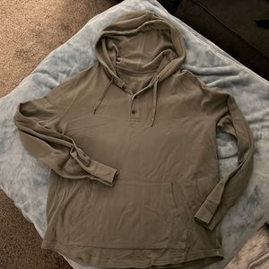 NWOT: AE quarter button tshirt hoodie